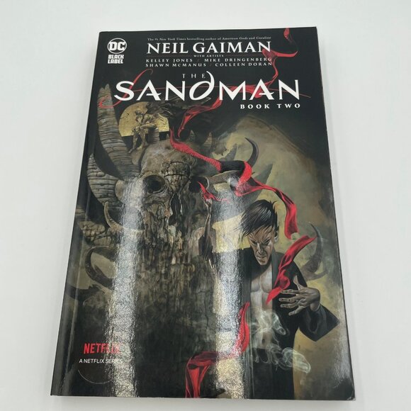 The Sandman: Book Two • Neil Gaiman • DC Black Label • Graphic Novel - Picture 2 of 4